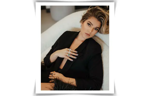 لباس دست دوز